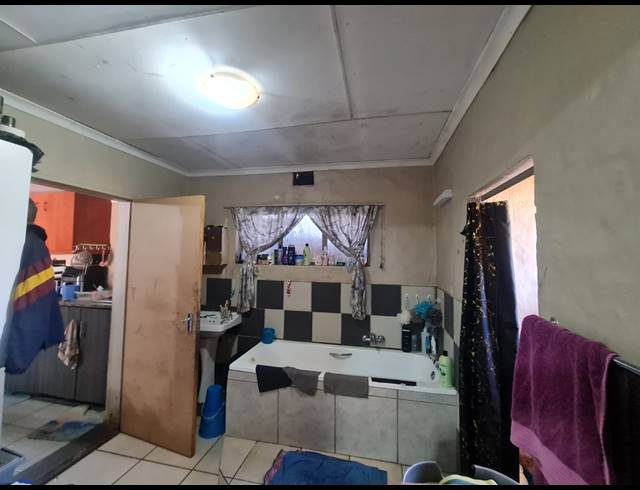 3 BEDROOM HOUSE FOR SALE IN VANDERBIJLPARK CE 1